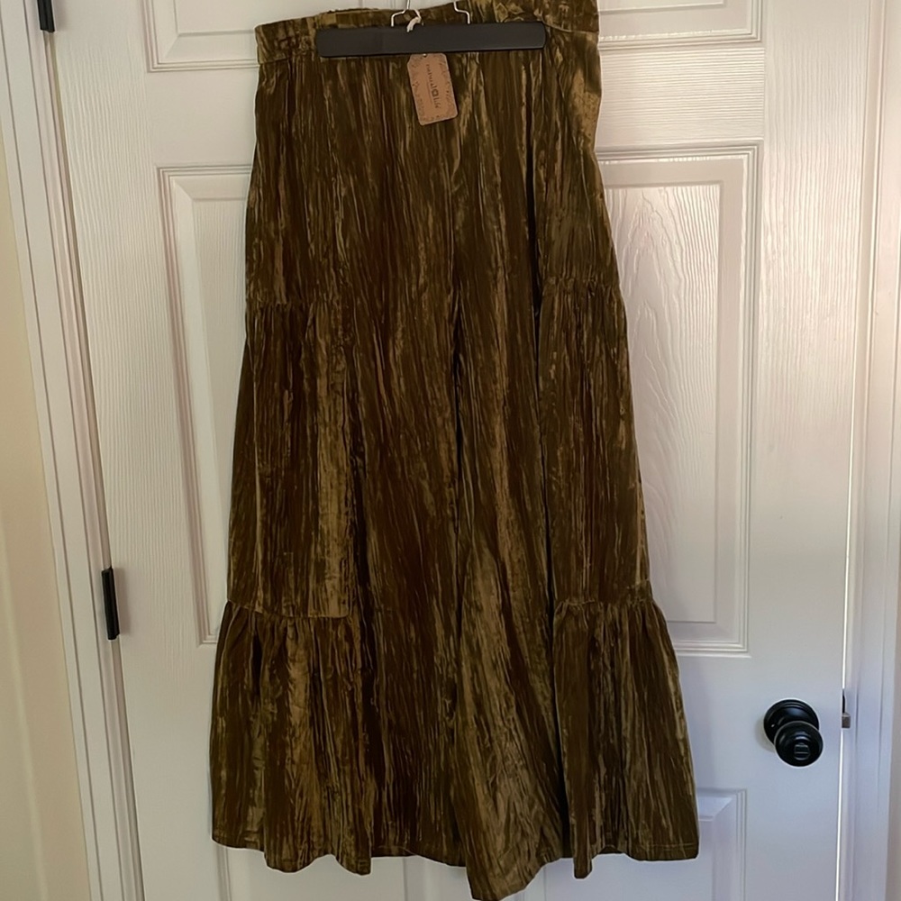 Natural Life Patti velvet palazzo pants NWT